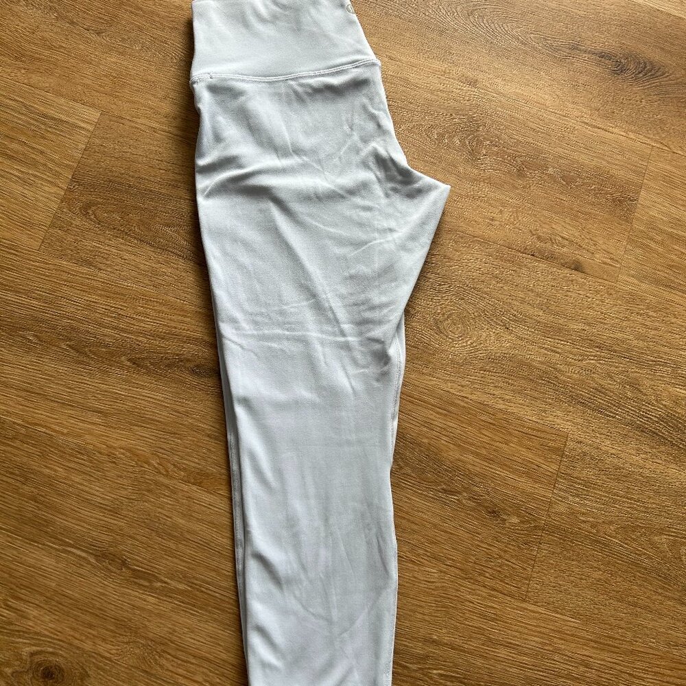 Lululemon Align High Rise Crop 21” Leggings Women's Size 12 Light Blue